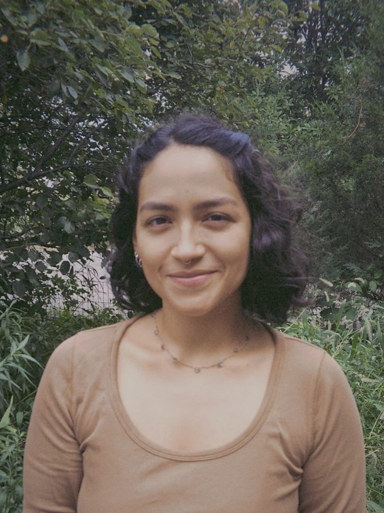 Photo of Jenny who is one of our favorite Creative Arts Therapists at Illumind Psychotherapy